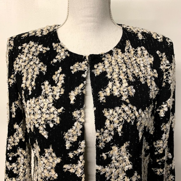 St John Floral Blossom Textured Knit Open Jacket - Picture 2 of 8